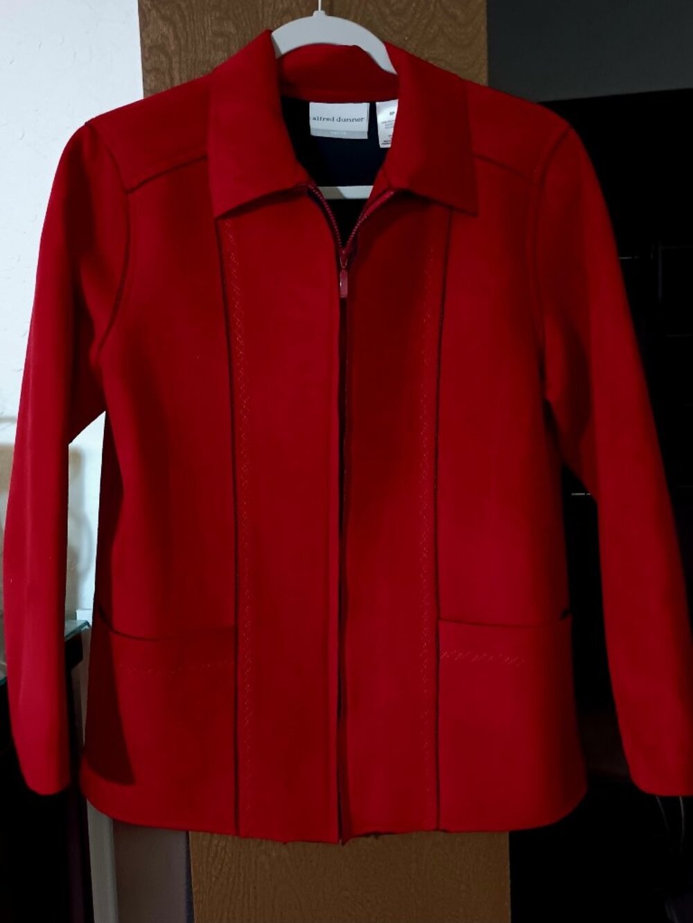 Alfred Dunner Petite Dark Red Zip Jacket ~ Size 6P, Like New